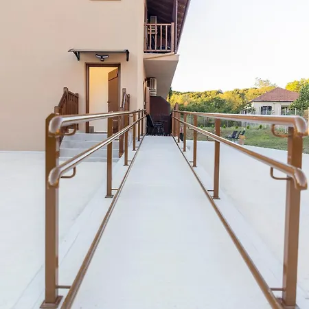 Meteora Living Ξενοδοχείο Καστράκι